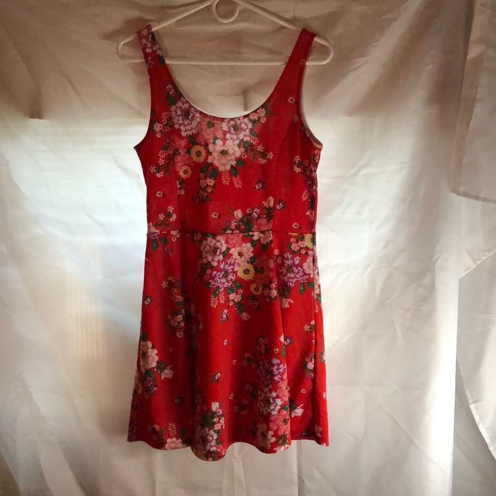 🌹🥀 Cute red summer dress 💋